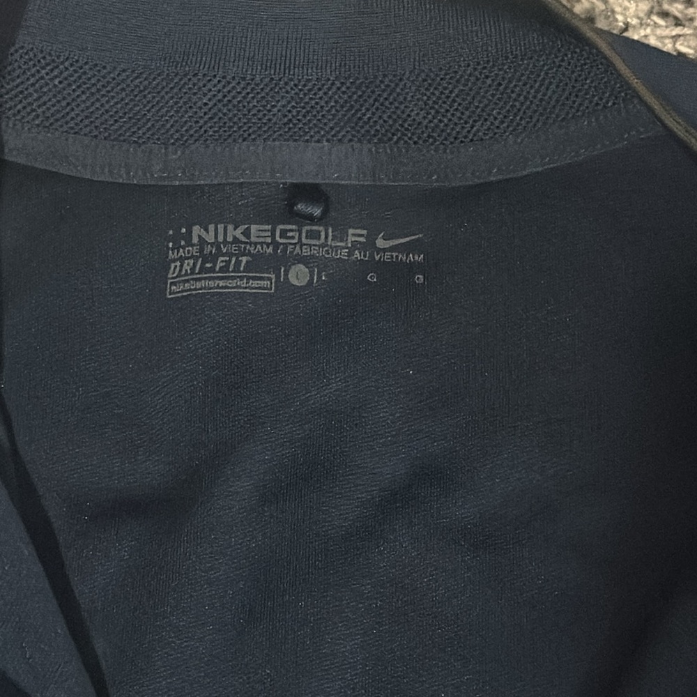 Men’s Nike ProGolf NFL Seahawks 1/4 zip pullover. Size L. - Picture 3 of 3